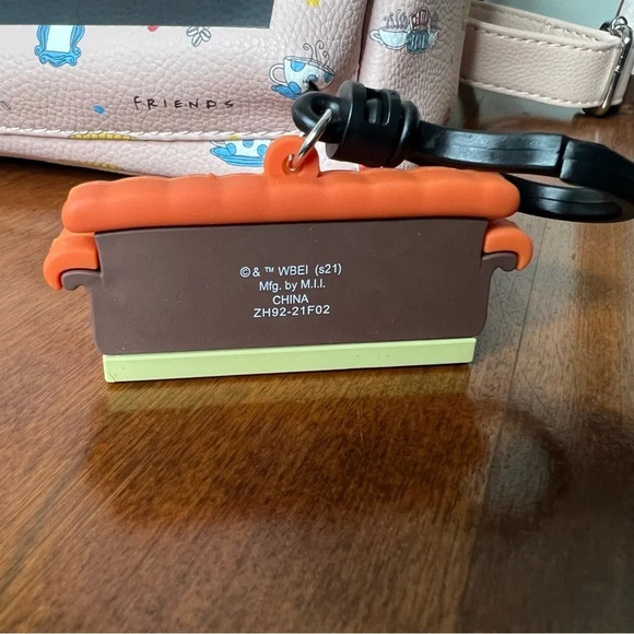 Danielle Nicole Friends mini Backpack Purse Light Pink Friends + Keychain Sofa - Picture 14 of 14